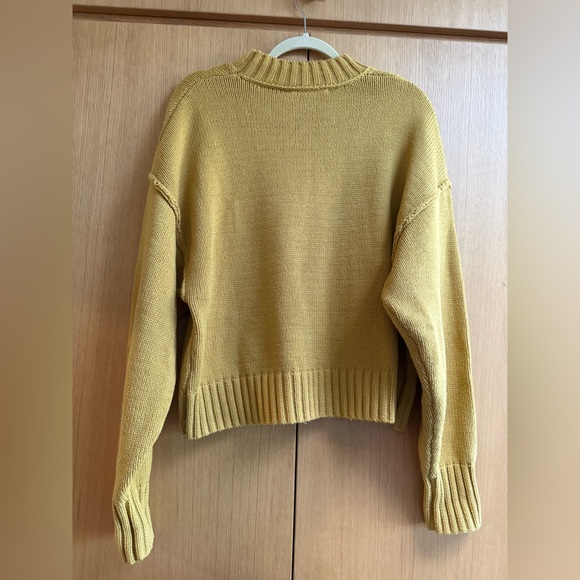 Zara Women's Yellow Crew Neck Sweater, size L - Picture 2 of 6